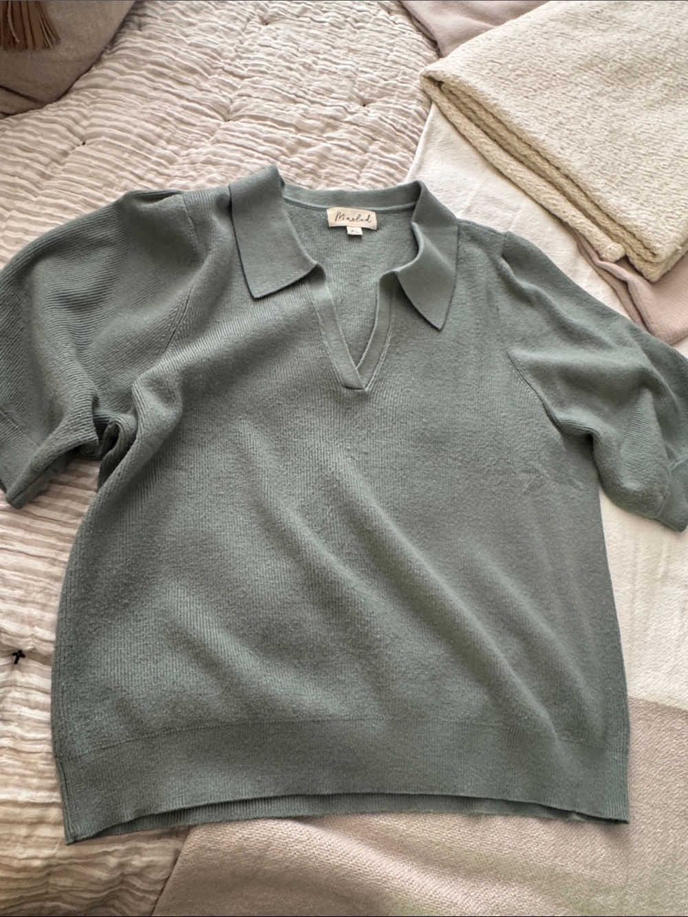 Lightweight Collared Short-Sleeve Sweater - Sage Green